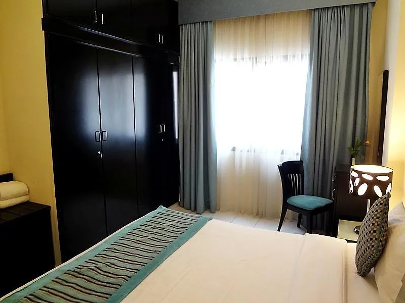 Al Shams Plaza Hotel Apartments Dubai 3*,