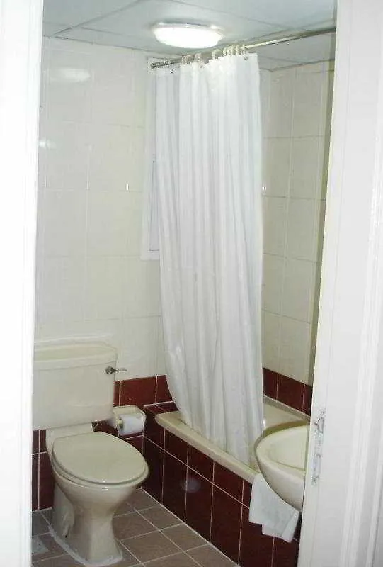 Al Shams Plaza Hotel Apartments Dubai 3*,