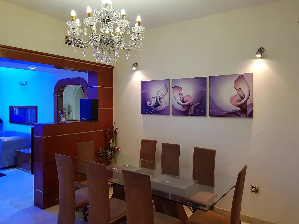 Al Shams Plaza Hotel Apartments Dubai 3*,
