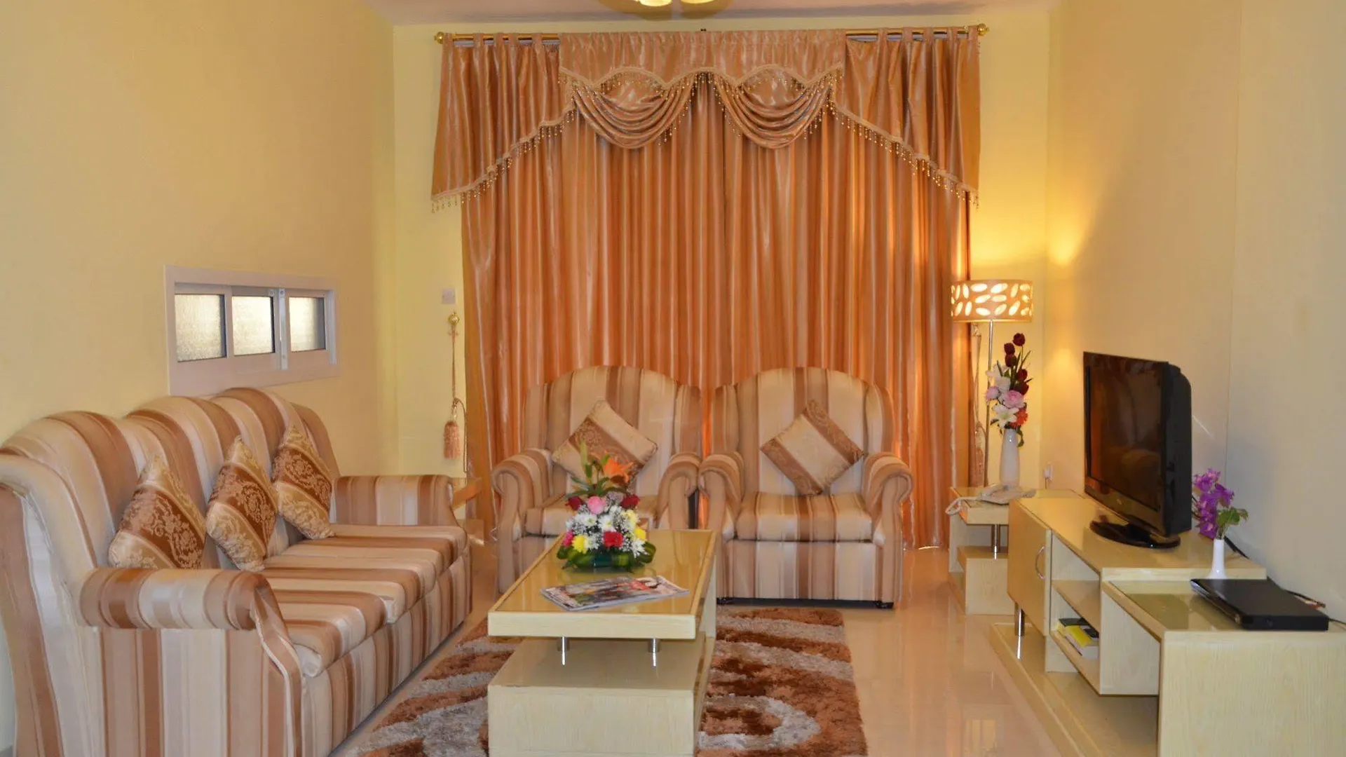 *** Aparthotel Al Shams Plaza Hotel Apartments Dubai United Arab Emirates