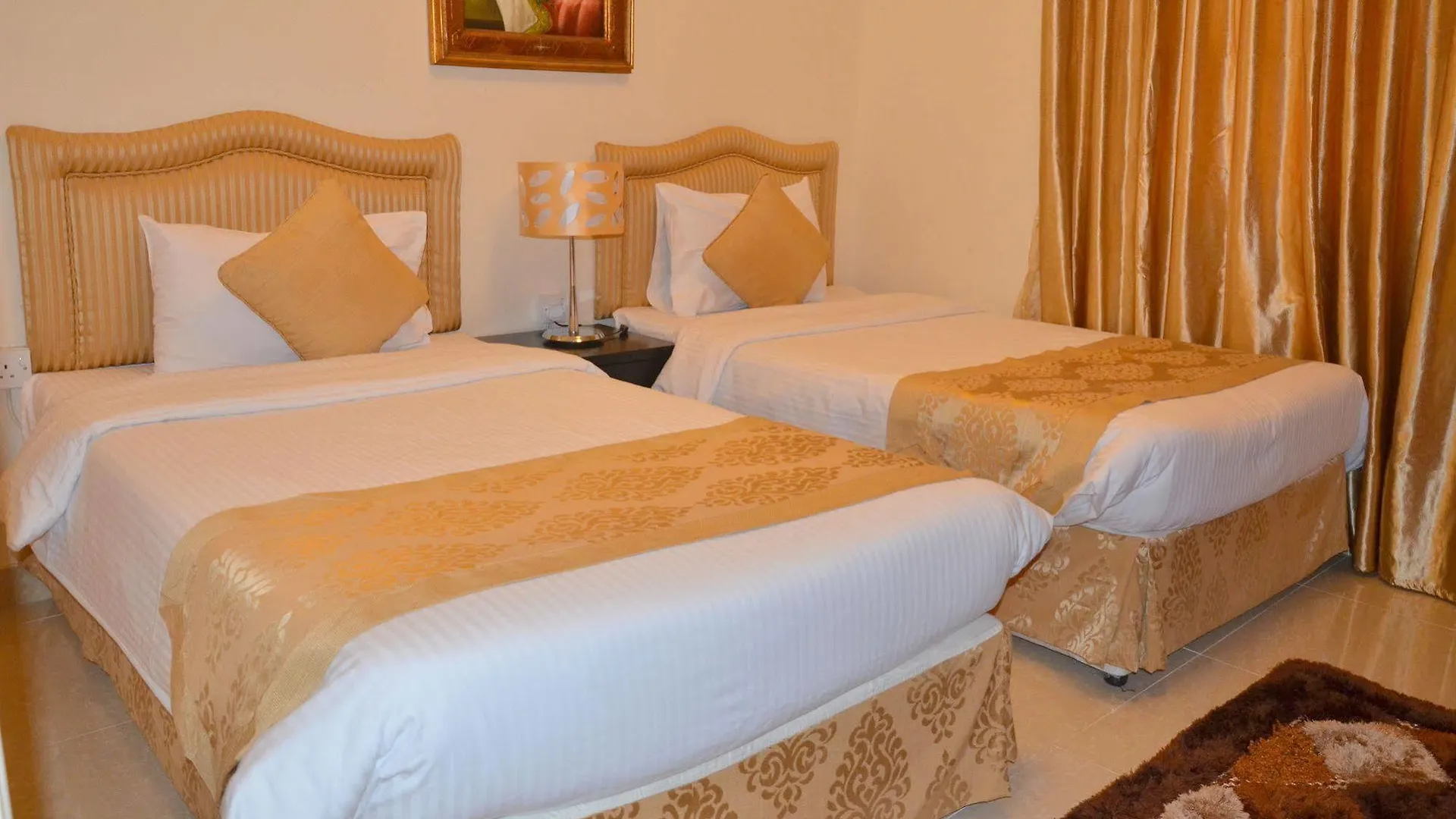 Al Shams Plaza Hotel Apartments Dubai 3*,