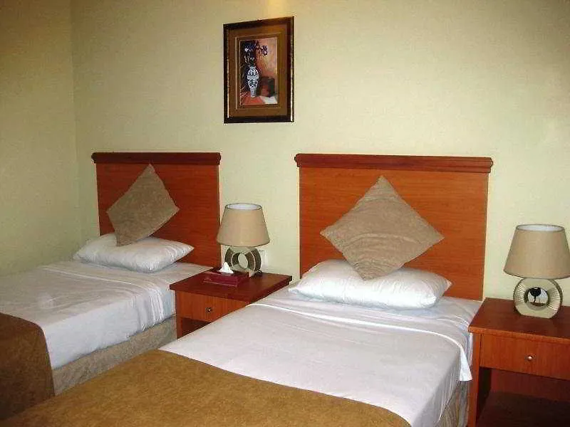 Al Shams Plaza Hotel Apartments Dubaj 3*,  Spojené arabské emiráty