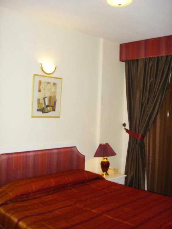 Al Shams Plaza Hotel Apartments Dubaj Spojené arabské emiráty