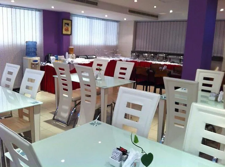 Al Shams Plaza Hotel Apartments Dubaj Spojené arabské emiráty