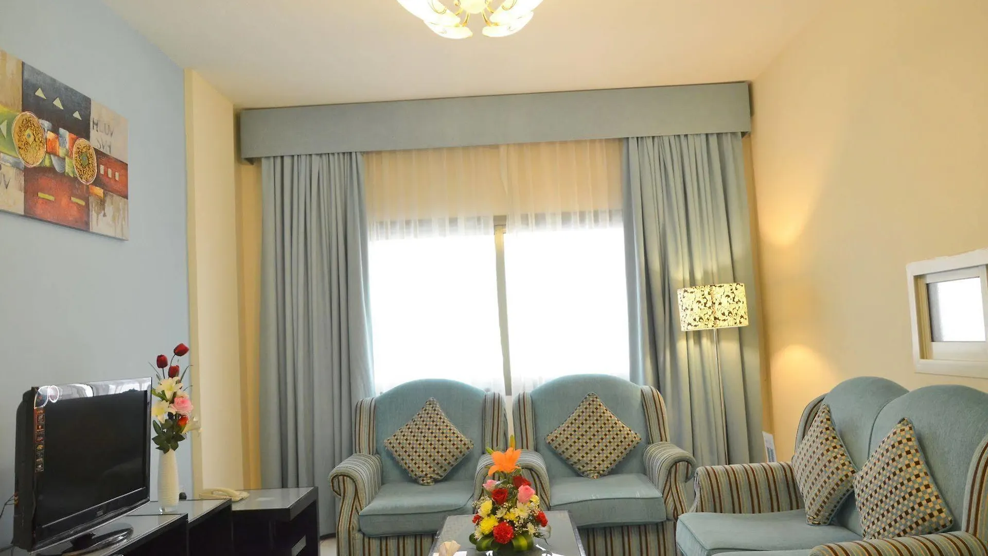 Al Shams Plaza Hotel Apartments Dubaj 3*,