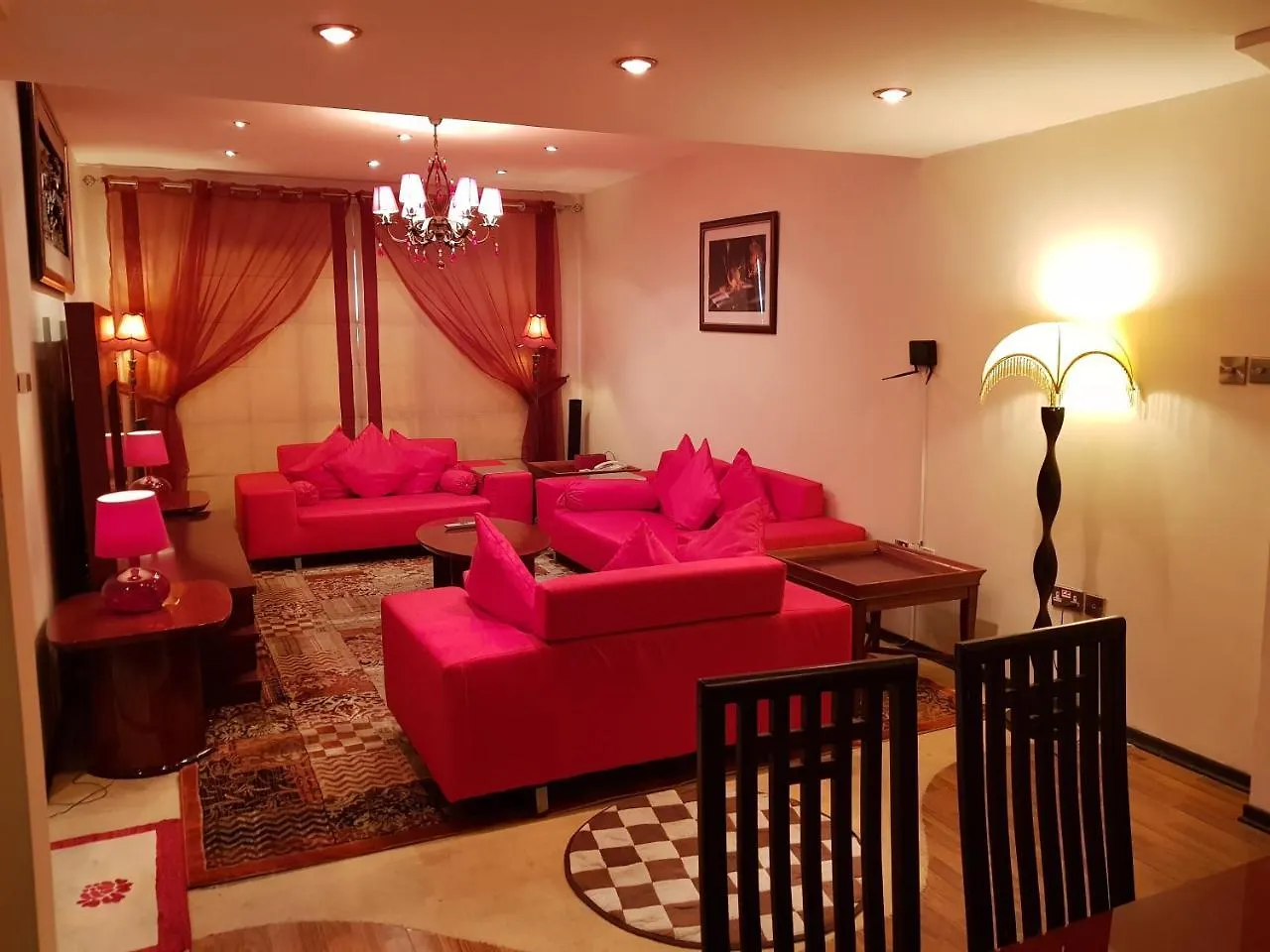 Aparthotel Al Shams Plaza Hotel Apartments Dubaj